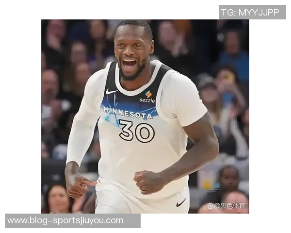 兰德尔盛赞华子天赋出众称与其磨合顺畅是最佳搭档